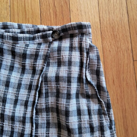 Kathryn Deene New York 20W Wrap Skort - Picture 4 of 5